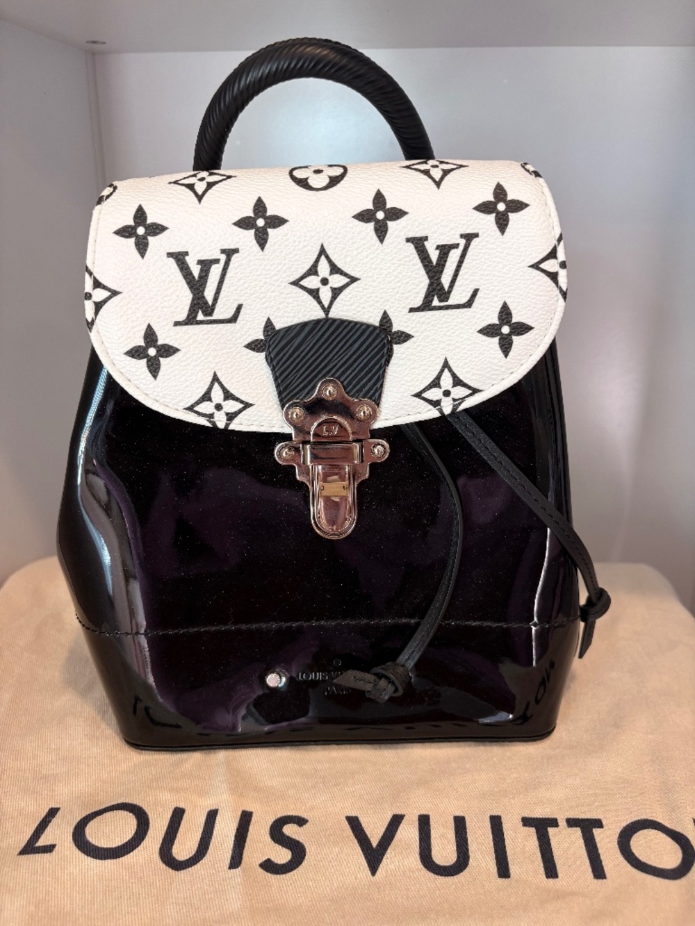 Louis Vuitton Hot Springs Backpack – Excellent Condition
